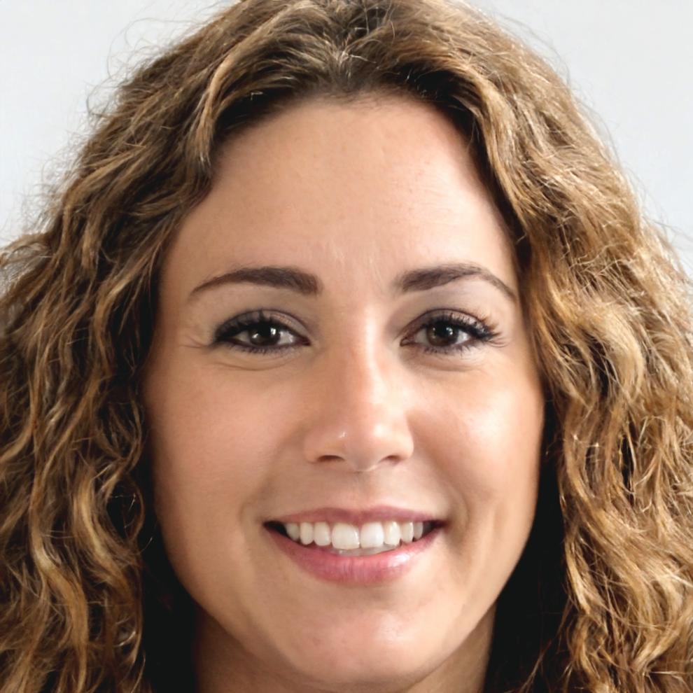 Portrait of Dr. Willa Nakamura, Behavioral Finance Specialist